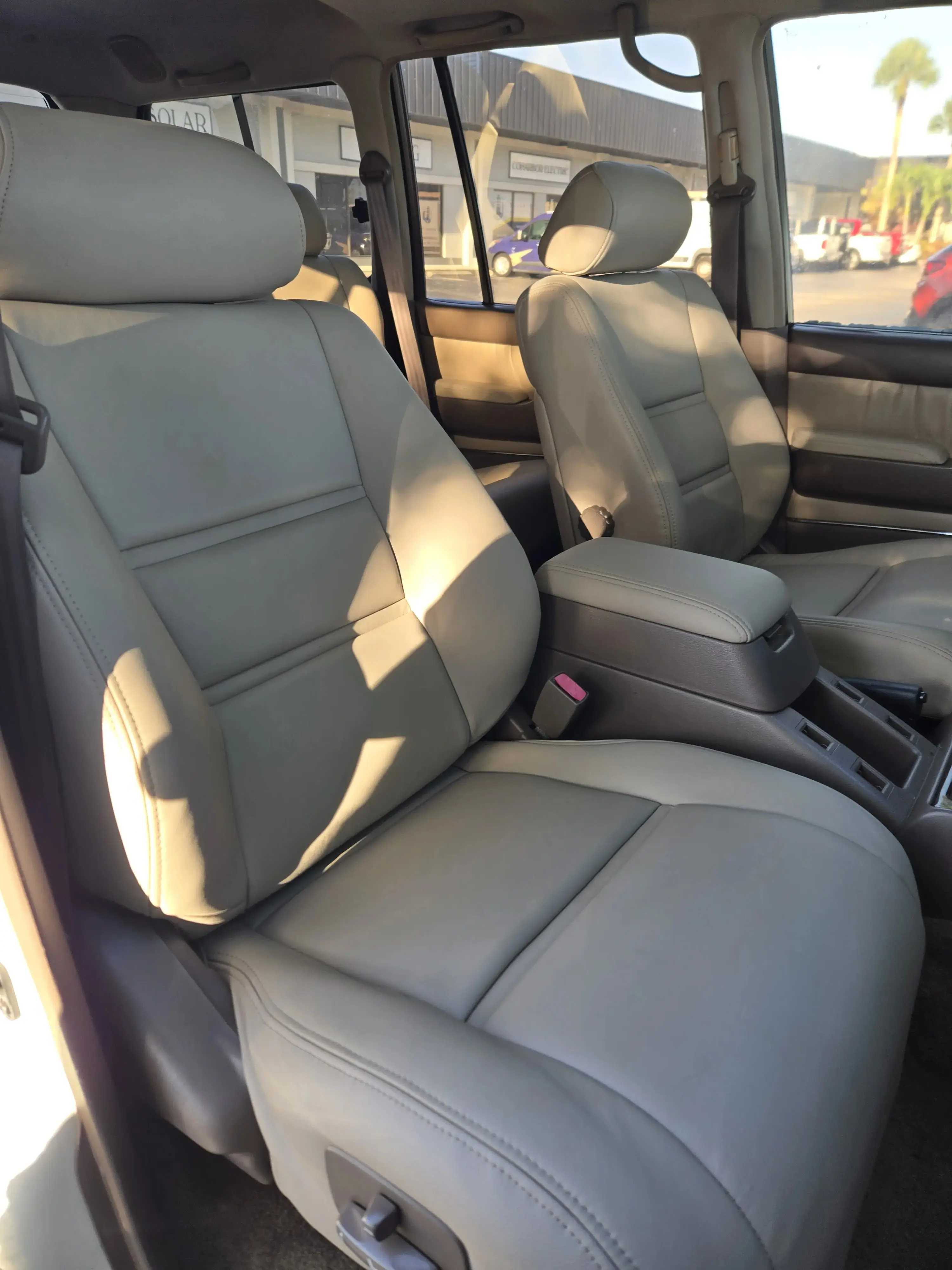 Recovered Truck frontSeat